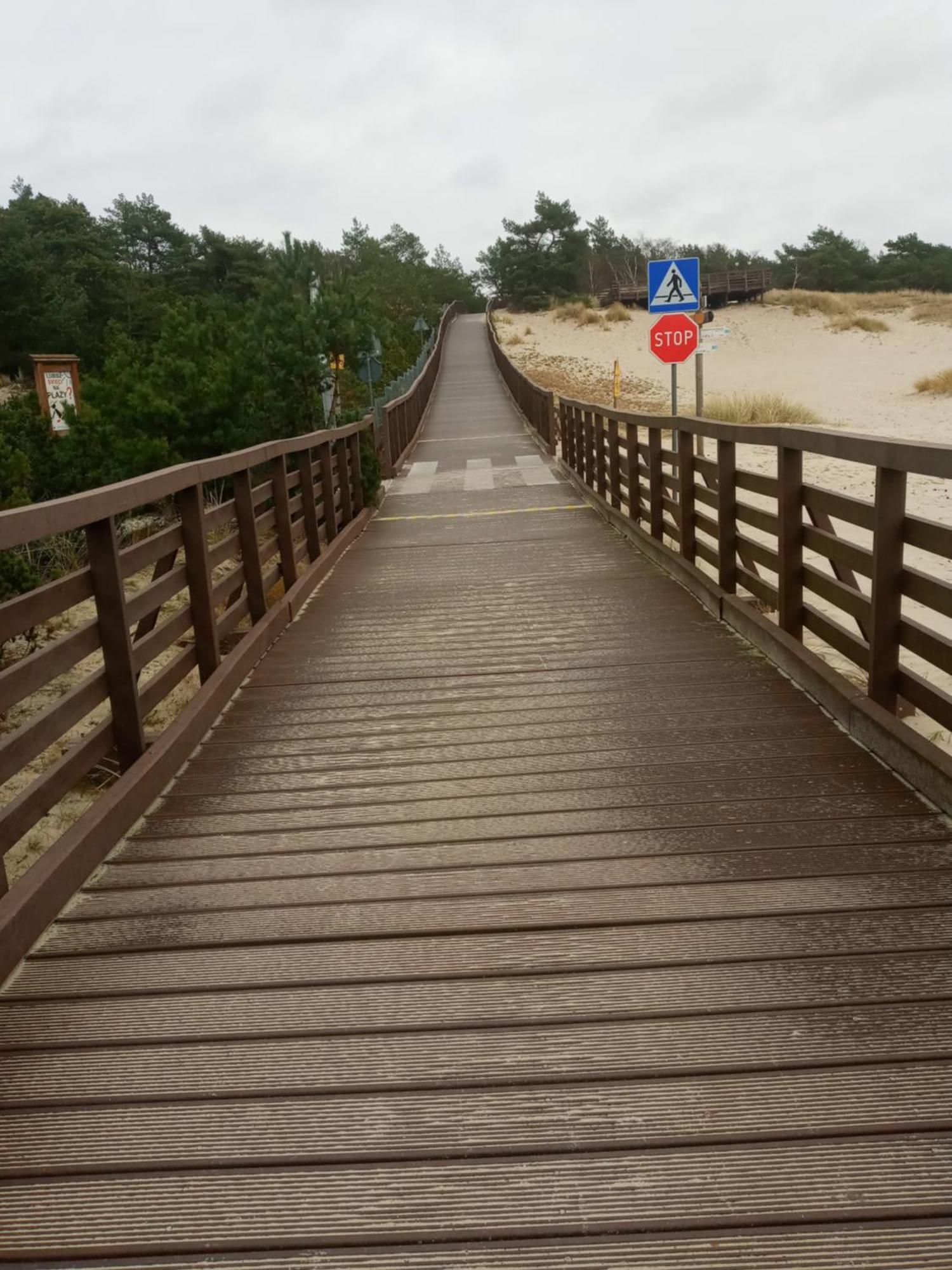 Pokoje Goscinne Akacja Resko Dźwirzyno Exteriér fotografie